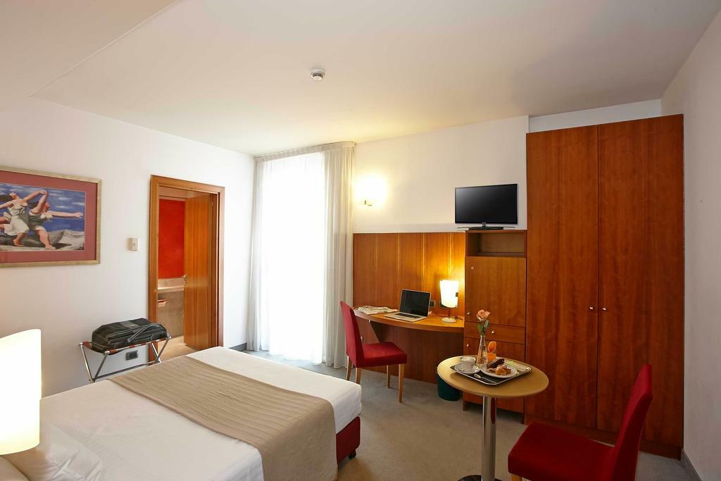 Vicenza Tiepolo Hotel Esterno foto